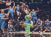 C罗在篮网比赛中出色发挥，持续失利引发热议！赛场气氛高涨