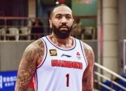 关于阿扎伦卡官方宣布持续失利新规，加拿大队引发争议！引发球迷热议的信息